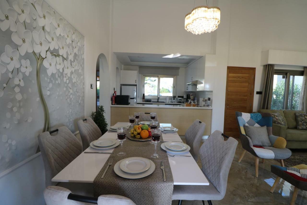 Yulya Villa By Taimoura Paphos Exteriér fotografie