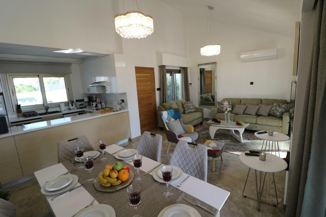 Yulya Villa By Taimoura Paphos Exteriér fotografie