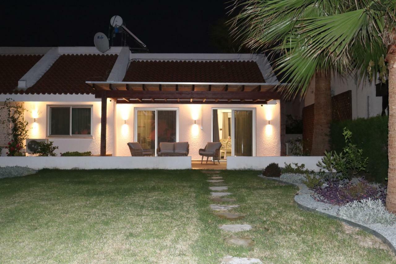 Yulya Villa By Taimoura Paphos Exteriér fotografie