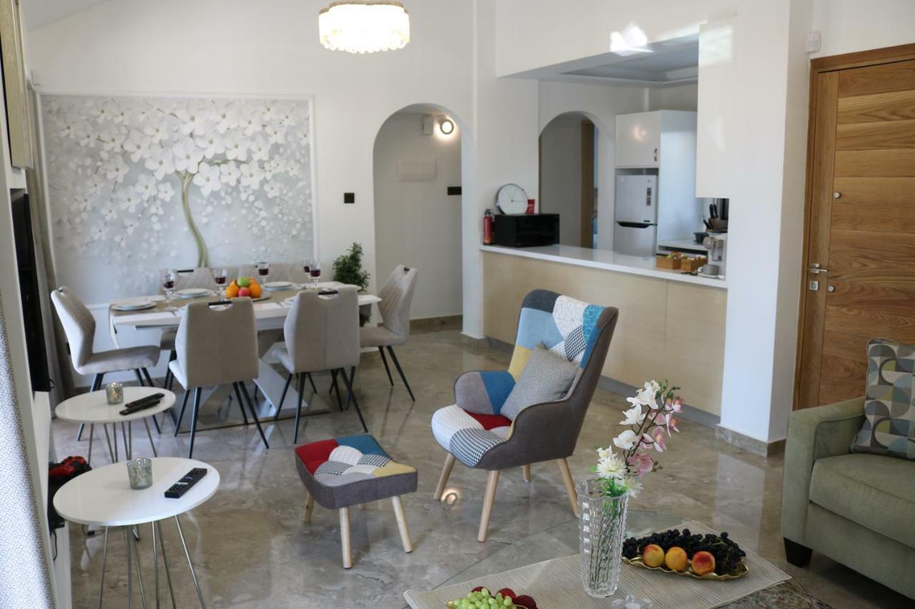 Yulya Villa By Taimoura Paphos Exteriér fotografie