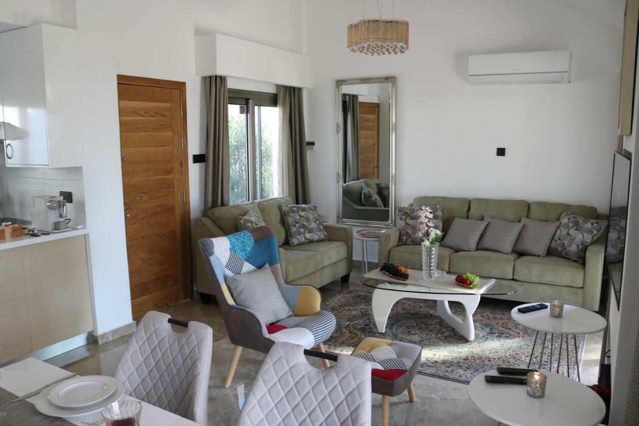 Yulya Villa By Taimoura Paphos Exteriér fotografie